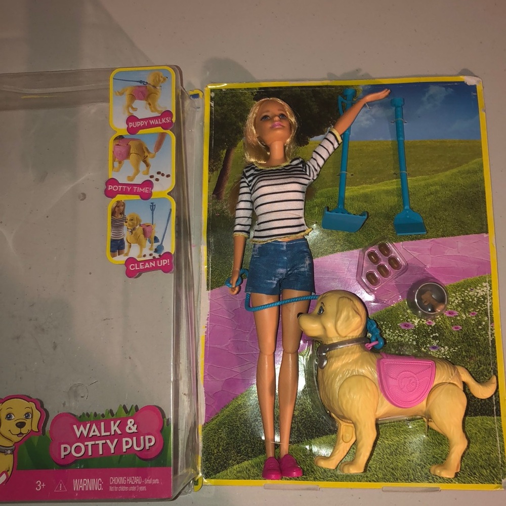 Barbie dog walk potty puppy w/ accessories